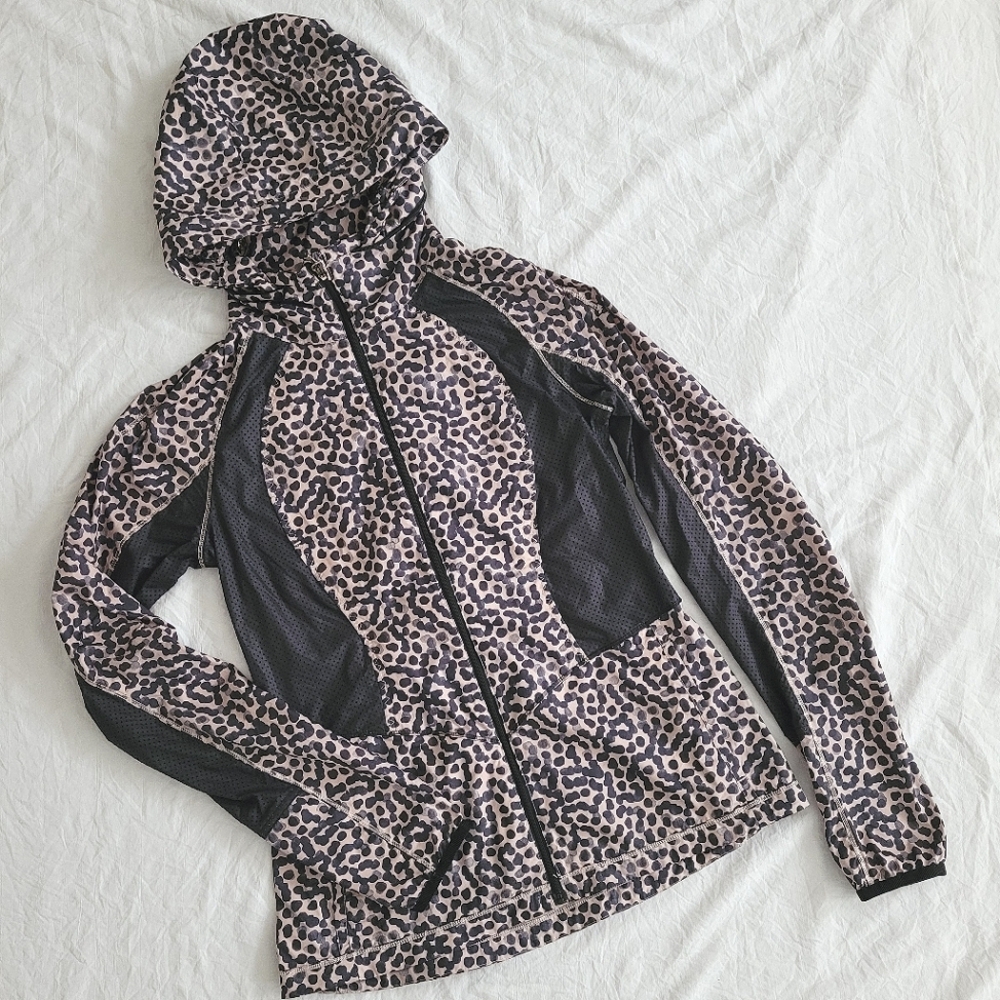 Lululemon Pack It Leopard Print Hooded Light Jacket